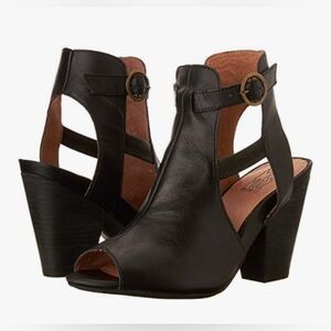 Miz Mooz Size 8.5 Black Leather “Molly” Shoes